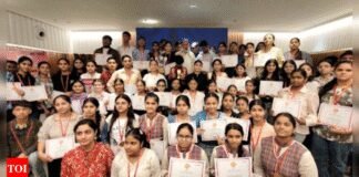 Anil Vij Urges Youth to Limit Screen Time, Announces Rs 12.5 Lakh Grant for Meritorious Students | India News