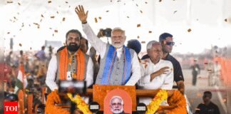 Bihar elections: PM Modi slams RJD-Congress for ‘Jungle Raj’ in Siwan rally; unveils key projects, flags off Vande Bharat Express | India News