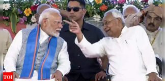 PM Modi in Bihar: CM Nitish Kumar praises PM for caste census; asks Bihar voters to express gratitude | India News