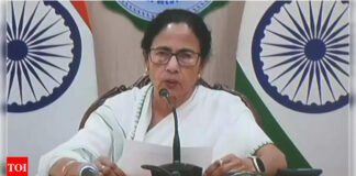 Kolkata HC stays Didi’s relief to SSC staff sacked by SC | India News