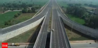 UP toll lessee evades stamp duty of 63 crore | India News