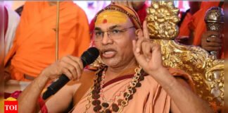 ‘This word is not right’: Shankaracharya Swami Avimukteshwaranand backs scrapping ‘secular’ from Preamble; echoes RSS call | India News
