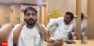 Caught on camera: Traders slapped, forced to apologise for not speaking Marathi at Sena UBT office in Thane | India News