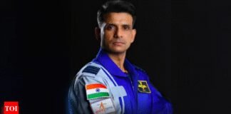 Shukla speaks to Isro chairman, experiments reviewed | India News