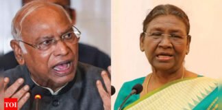 BJP demands apology from Mallikarjun Kharge for ‘objectionable’ remarks against President Droupadi Murmu and Ramnath Kovind; Congress defends statement | India News