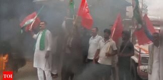 Rahul Gandhi to lead Bihar Mahagathbandhan protest: Tyres burnt, roads blocked; what the electoral roll row is about | India News