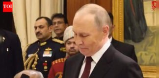 Rashtrapati Bhavan dinner: President Putin echoes ‘sabka saath, sabka vikas’ message – video | India News