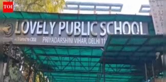 Delhi: Two school receives bomb threat, probe underway | India News