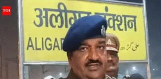 Bomb scare: Delhi-Patna Tejas Rajdhani halted briefly; nothing suspicious found | India News