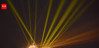 India guided by ethos of ‘Vasudhaiv Kutumbakam’: President Murmu at International Fleet Review | India News