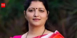 Maharashtra women’s panel chief quits over astrologer row | India News